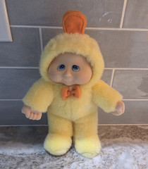 Cabbage Patch Kids Yellow/Orange Chick Plush Doll Washable Small 1983 MPN 3850