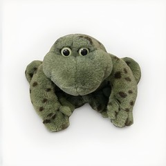 Gund Jeremiah Bull Frog Plush Makes A Croaking Sound Upon Any Movement Very Soft