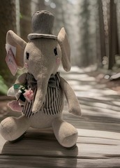 Elephant Tophat 13″ Weighted Stuffed Easter/Nursery from Top Hat & Tails NWT!