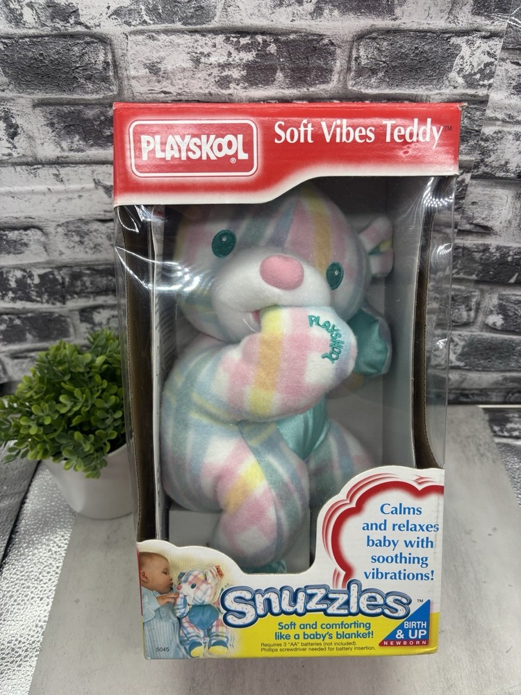 Playskool Snuzzle Bear Vibrating Pastel Plaid Plush Stuffed 5045 NOS