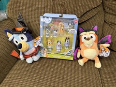 Bluey Witch 15″ & Bingo Bat 11″ Costume Halloween Holiday Plush Toy Set Heeler