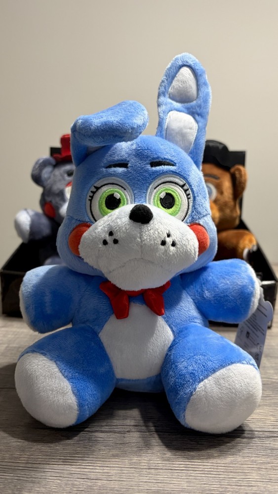 Toy Bonnie Plush 8″ Glow Eyes Five Nights at Freddy’s Jazwares NWT FNaF