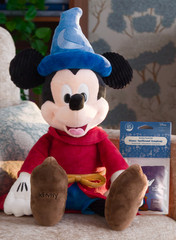 Scentsy Buddy DISNEY Sorcerer’s Apprentice Fantasia 85th Anniversary Scent Pak