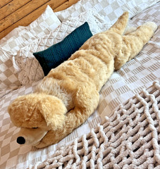 Golden Retriever Plush 44″ Body Pillow Plow & Hearth Cuddle Dog Realistic Animal