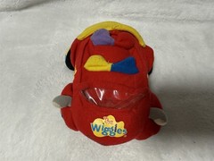 2007 SIX FLAGS THE WIGGLES PLUSH BIG RED CAR STUFFED TOY