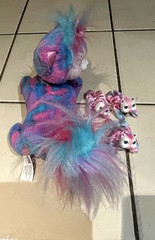 Kitty Surprise Tasha Pink Purple Blue Tie Dye Plush With 3 Baby Kittens 2017