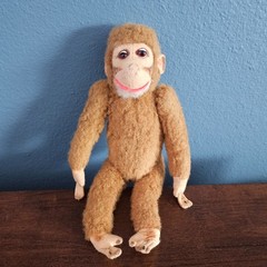 Vintage 1920 1930 ? Stuffed Monkey Movable legs arms Glass eyes