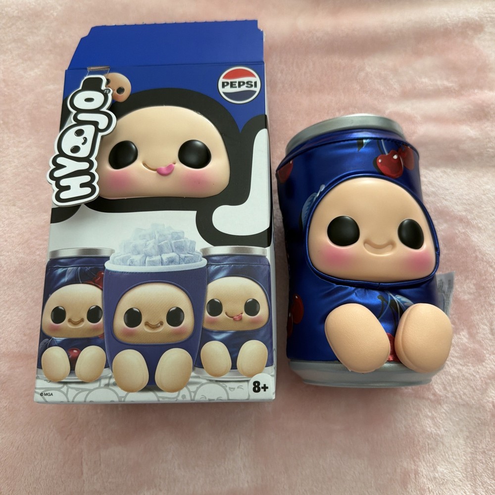 2026 HYOJO Pepsi Rare Wild Cherry Pepsi Can Vinyl & Plush Keychain New –READ–