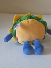 CULVERS DELUXE BURGER 40TH BIRTHDAY EDITION 6″ PLUSH LIMITED PROMO BUTTER