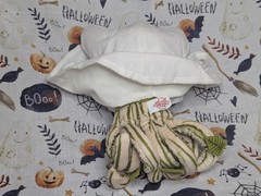 Tentacle Kitty Spooky Surprise Cottage Core Halloween Pumpkin Ghost Glow 11″