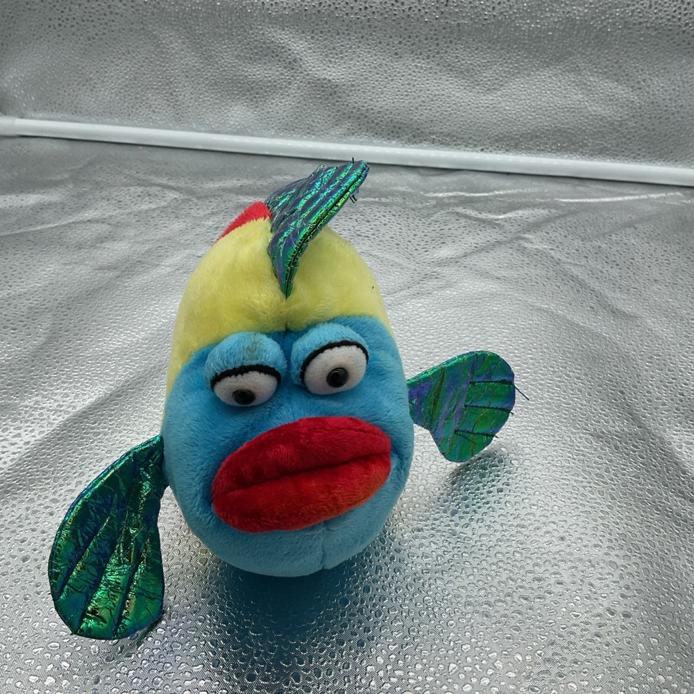 Webkinz Pucker Fish Ganz Plush Stuffed Animal No Code HM438