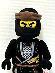 Manhattan Toy LEGO NINJAGO Cole Ninja Warrior 13” Plush/2022/Nice Condition