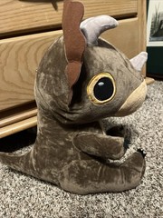 Jurassic World Triceratops 14″ Plush NWT Round 1 Exclusive