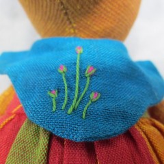 Barbara Samsoni Mouse Doll Hand Woven Hand Sewn Girl Mouse Made In Sri Lanka 9″
