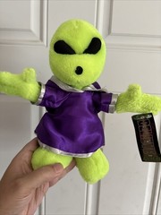 NWT Vintage 1997 Nanco Believe The Alien Plush 13″ Green With Purple Hooded Robe