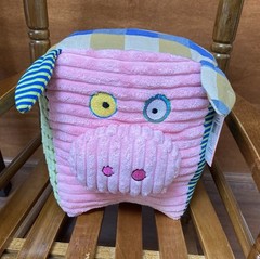 Ganz Cubimals Pig – Plush Cube Toy – 8″ x 6″ x 6″ – Soft Pink Chenile