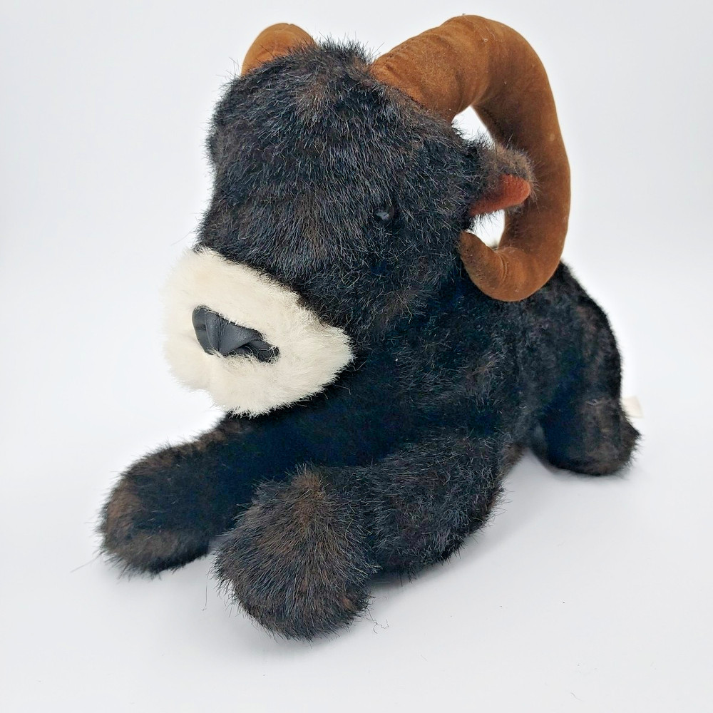 Ganz 1996 14″ Plush Realistic Big Horn Sheep Brown White Black