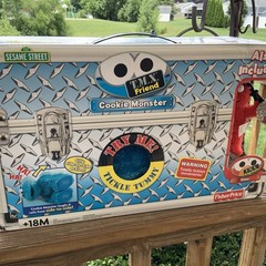 2007 Fisher Price Sesame Street TMX Friend Tickle Me Cookie Monster Elmo Keychai