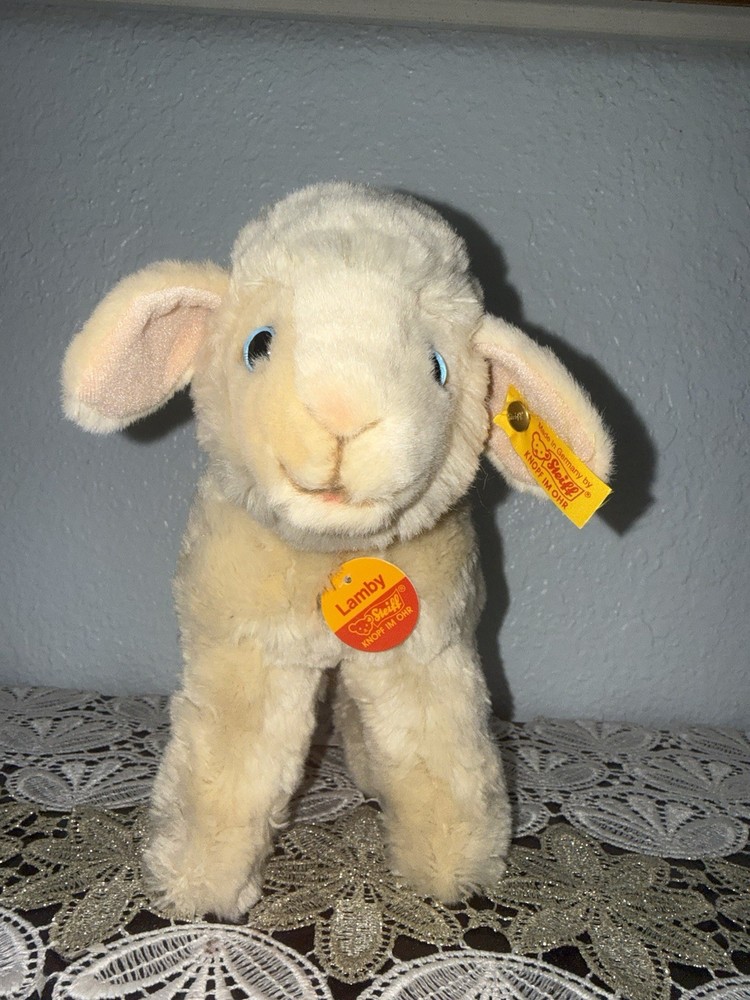 STEIFF Lamby Plush, 073205 with all tags!