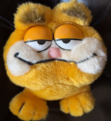 Fun Farm 1981 Garfield Standing Plush 10 Inch Vintage Stuffed Animal