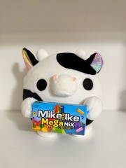 2023 ZURU SNACKLES Daisy The Cow Mike & Ikes Candy 6 Inch Plush
