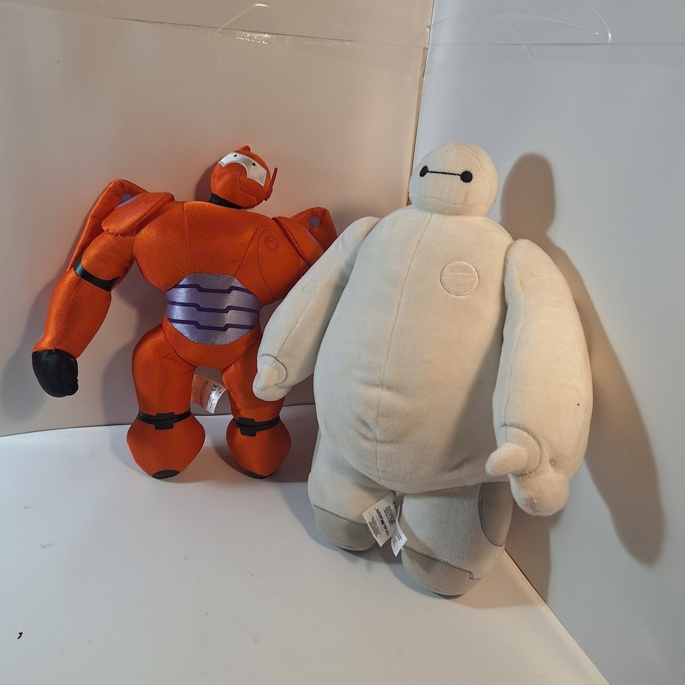 Disney Store Big Hero 6 Baymax 15″ Plush Moveable Jointed & Baymax Battle Mode