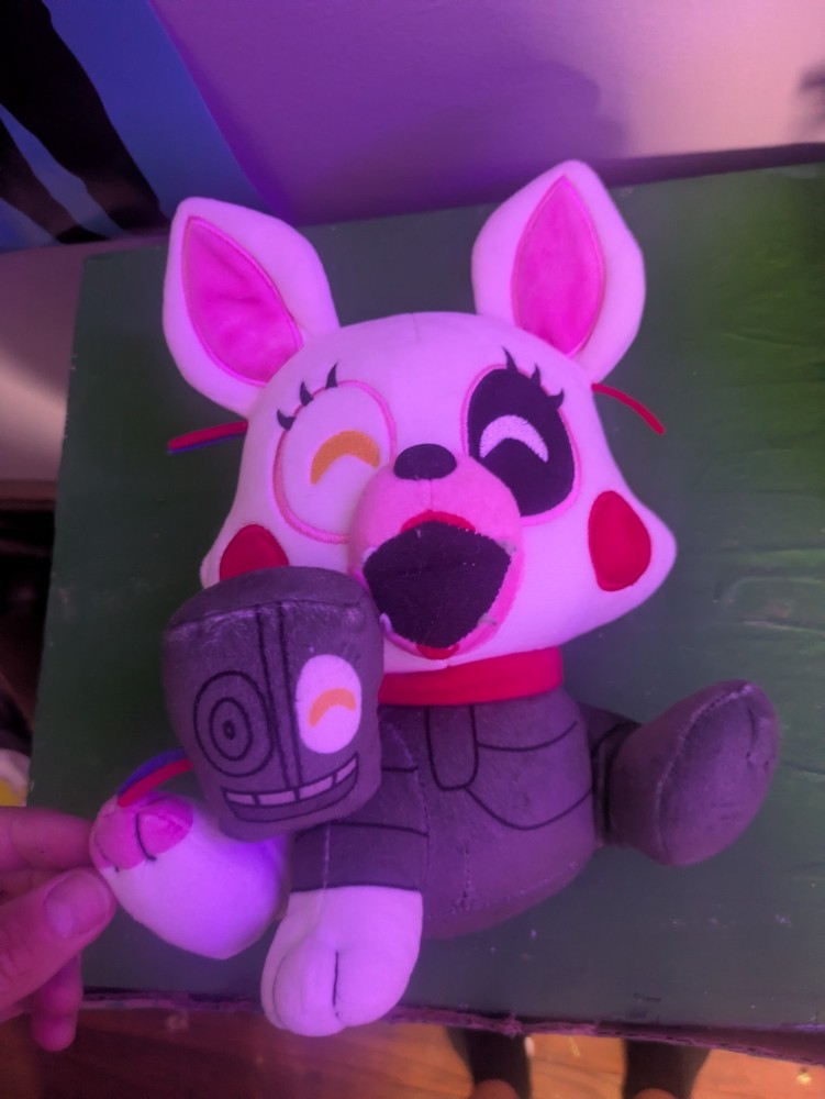 Youtooz Five Nights at Freddy’s Mangle plush Fnaf