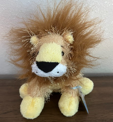 NEW Ganz Webkinz Lion HM006 with Sealed Unused Code Tag