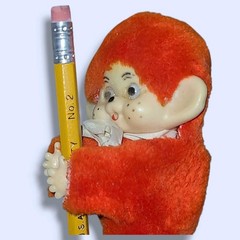 Vintage Red Monchichi Monkey Clip-on Pencil Hugger Atlanta Novelty Rubber Face