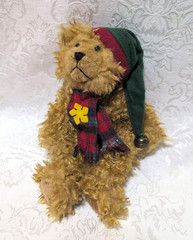 1998 Christmas Teddy Tuckers House of Lloyd Bear Plush 9″