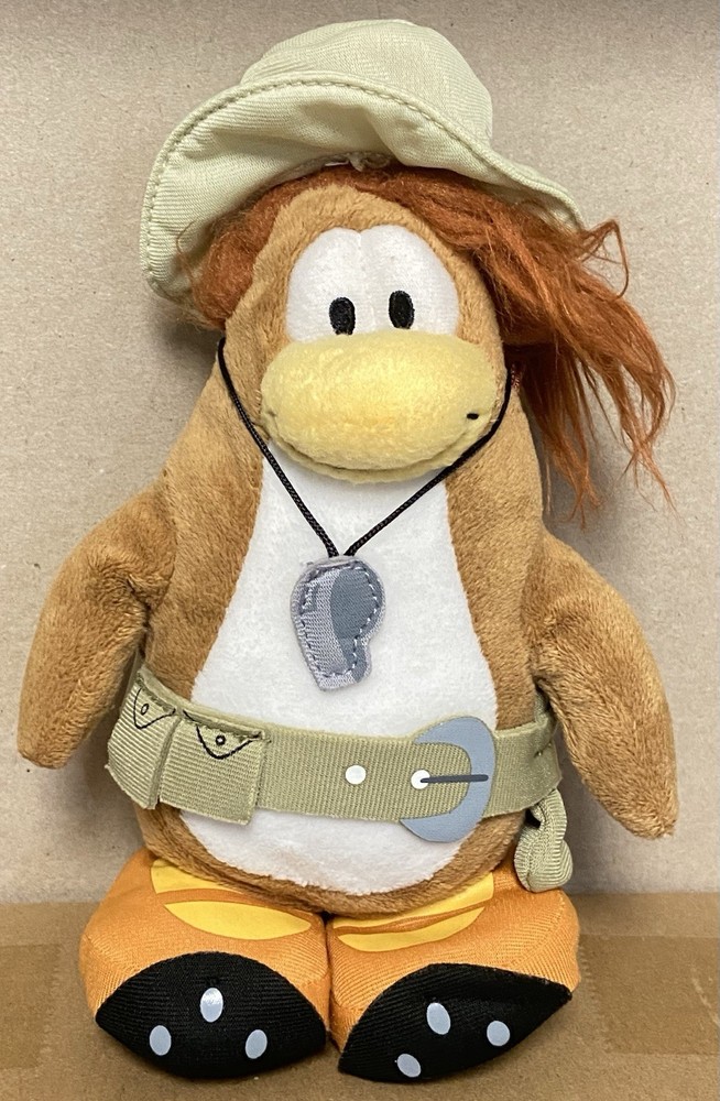 Club Penguin Puffle Handler PH 8-9in Jakks Stuffed Disney Animal Plush 2011