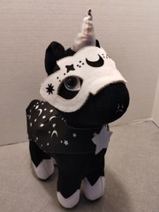 Killstar Kreeptures: Magus Myth Unicorn Stars Cape & Mask Plush Limited Edition