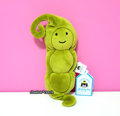 Jellycat VIVACIOUS PEA Pod – Small 7″ – Retired Vegetable Plush – New with Tags
