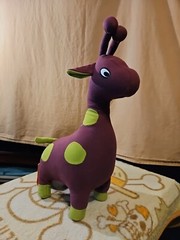 Yogibo Approx 16” Georgette The Giraffe Microbead Sensory Pillow Plush With Tag