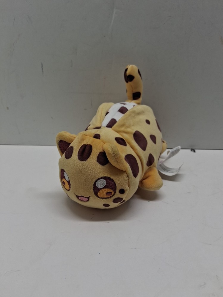 Aphmau MeeMeows Chocolate Chip Cookie Cat 6” Plush Litter 3