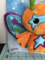 Webkinz Zumbuddy Zehe By Ganz Plush New Sealed Code The Bottom Corner Is Bent
