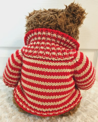 Giorgio Beverly Hills 1996 Collectors Bear California Golden State Teddy Sweater