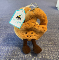 Jellycat Amuseable Pretzel Bag Charm Plush Keychain Cute Gift Toy – NWT