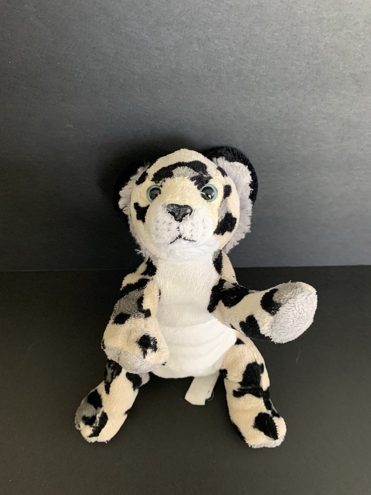 Wildlife Artists Cheetah Leopard Cat 13″ Plush Stuffed Animal Toy 8”