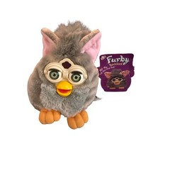 Tiger Electronics Furby Buddies “Done Sleep” Plush Doll Gray 1999 4.5 in Tag