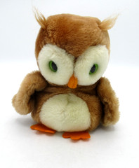 R Dakin Stuffed Owl Plush 7” Toy Crushed Nutshells Vintage Brown 1975