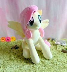 Hasbro My Little Pony Fluttershy Jumbo Large Plush Plushie Figure 20″ MLP