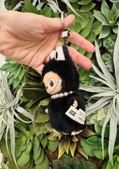 🔥Mini Labubu “R” BLACK Pin For Love PENDANT POP MART!🔥Rare Find