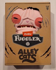 New Fuggler Alley Cats Wrinkle McStinkles Plush Sphinx 9″ Plush Toy Pink Zuru