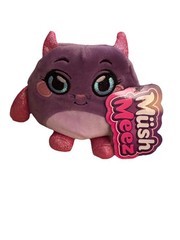 NWT Mush Meez Squeezy Moldable Stuffed Plush Candice Cat 6″ Purple and Pink