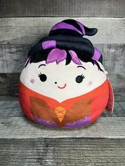 Squishmallows Halloween Disney Hocus Pocus Movie 9” Mary Sanderson Plush Toy