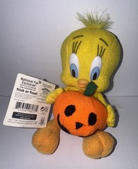 Small Tweety Bird Looney Tunes Vintage Stuffed Animal Pumpkin
