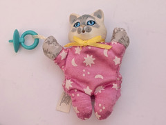 LOT Vintage Kitty SLEEP N SURPRISE Hasbro 1992 It’s a Boy Pretzel Girl Pacifier