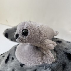 Vtg Petting Zoo Harbor Seal Mom & Baby 12″ Plush Bright Eyes Pocketz Series NWT