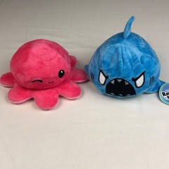 2 – Teeturtle Original Reversible Pink/Fuchsia Octopus & Blue Shark Plushies NWT